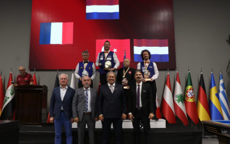 Vyhlášení medailistů 34. mistrovství světa v uměleckém kulečníku Ankara 2026